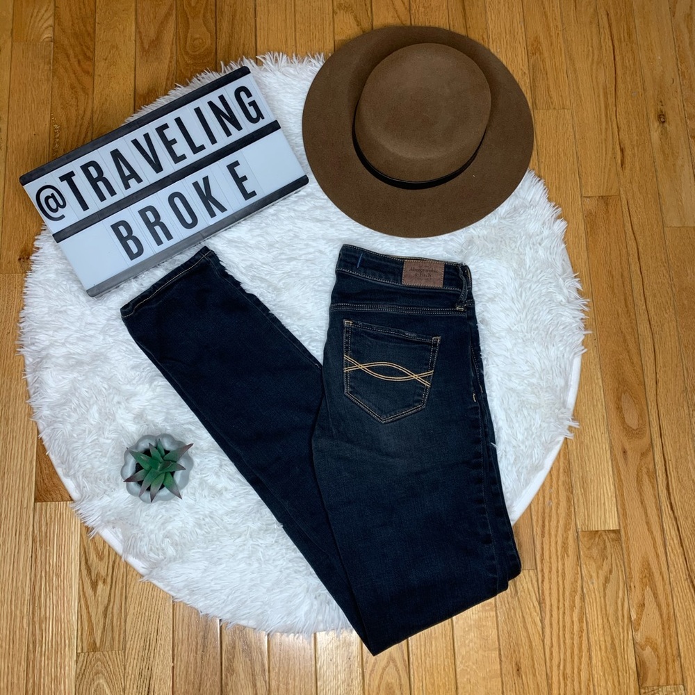 Abercrombie & Fitch Women’s The A&F Skinny Jeans